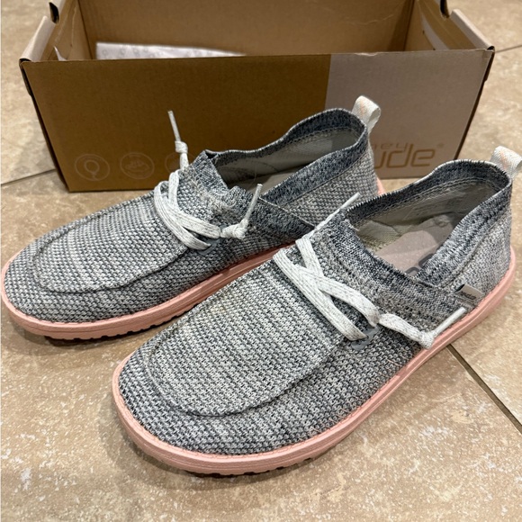 Hey Dude Wendy Halo Grey Pink - Picture 1 of 3